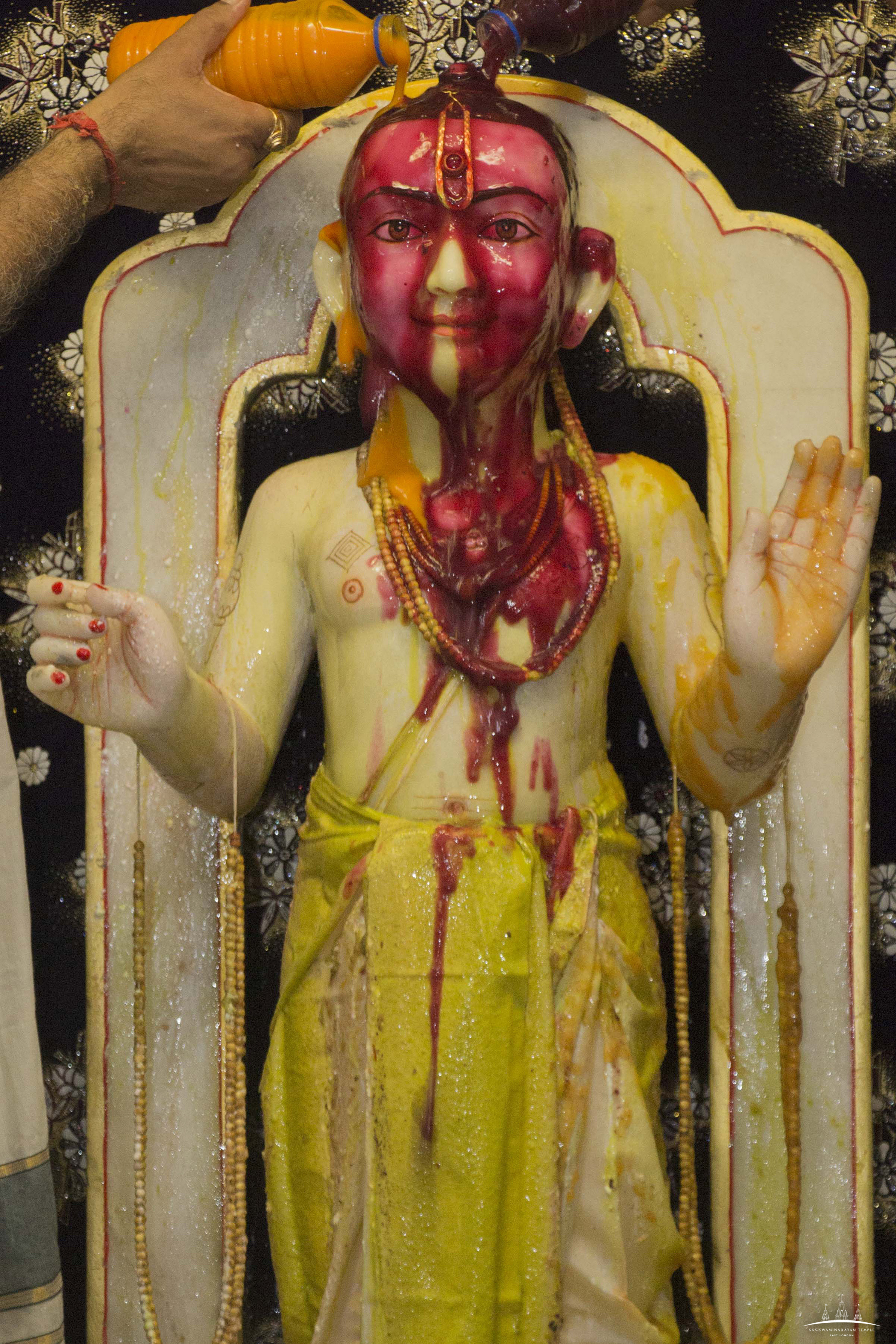 ©1987-2017 SKS Swaminarayan Temple East London